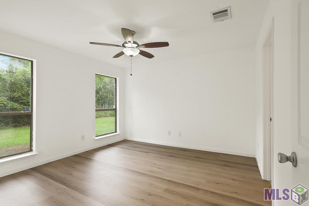 23866 Sunnybrook Ln