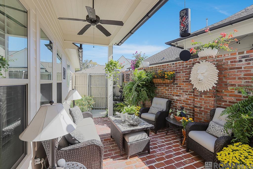 13221 Magnolia Square Dr