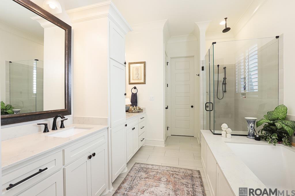 13221 Magnolia Square Dr