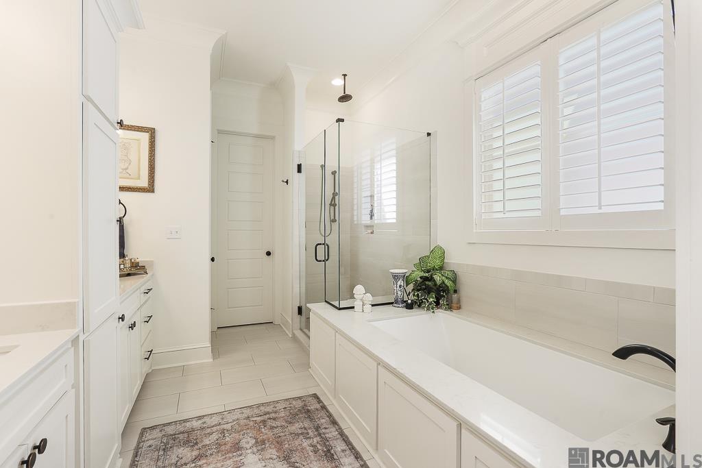 13221 Magnolia Square Dr