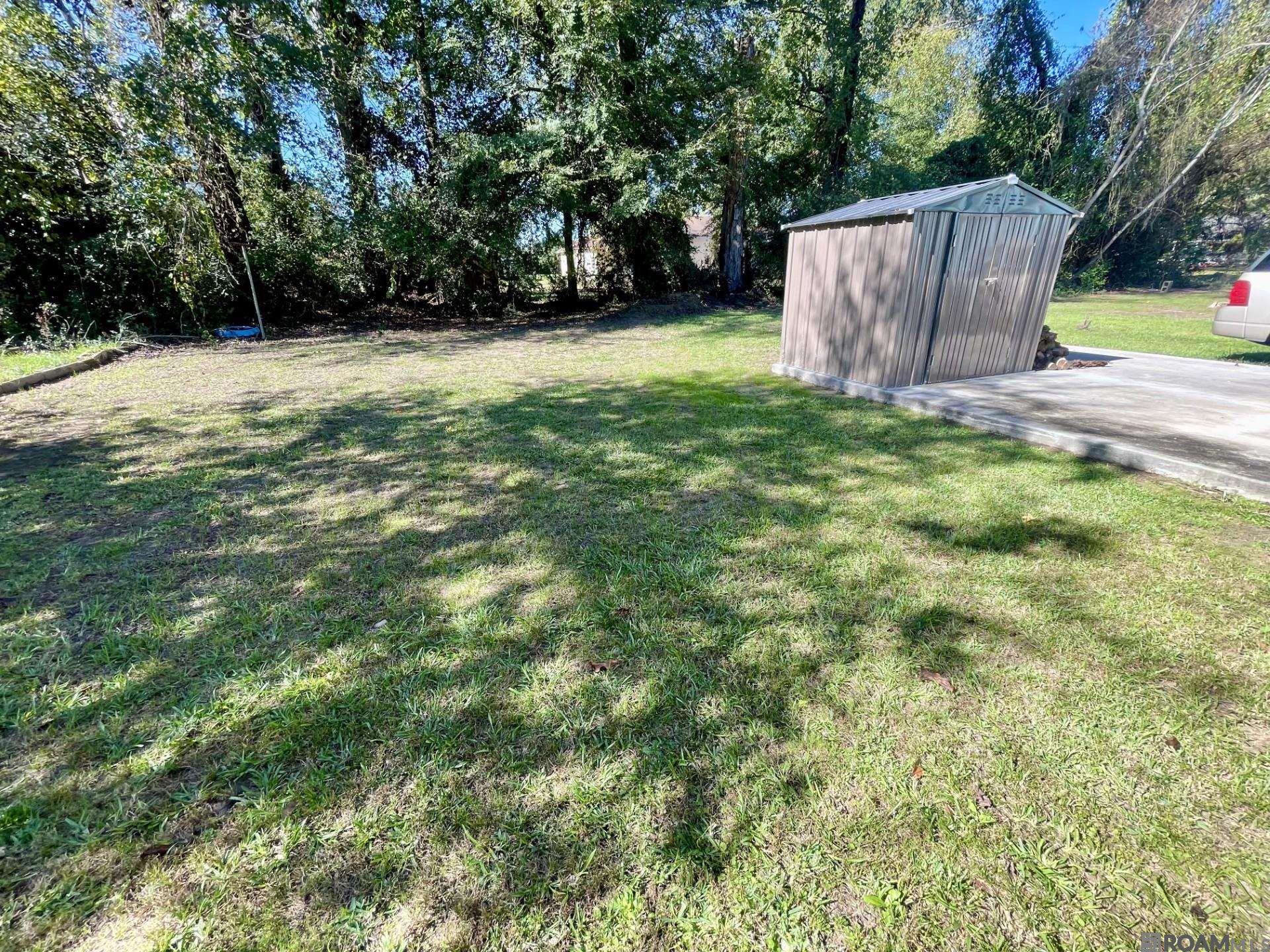 1117 Carolyn Ave