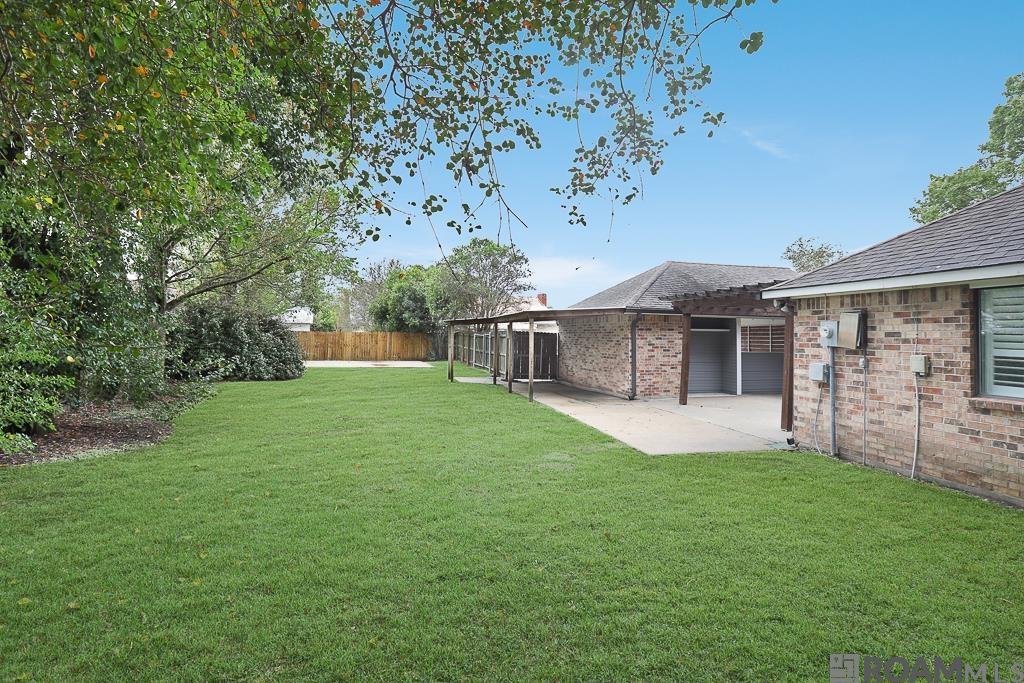 8147 John Newcombe Ave