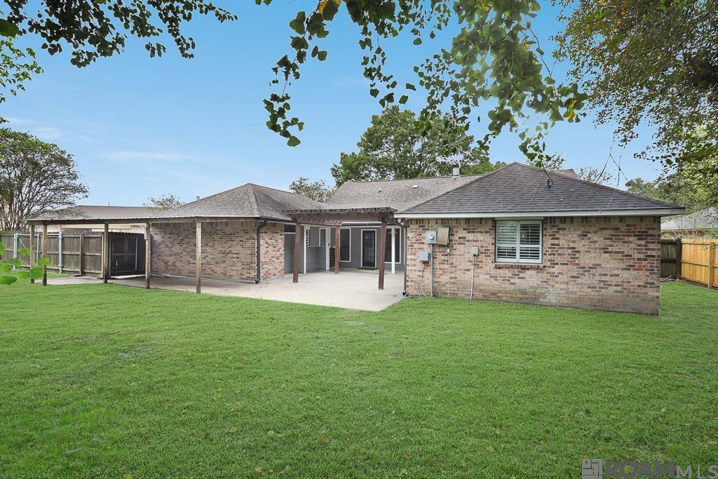 8147 John Newcombe Ave