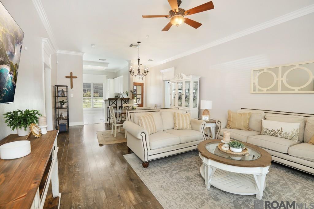 7575 Hickory Ridge Dr