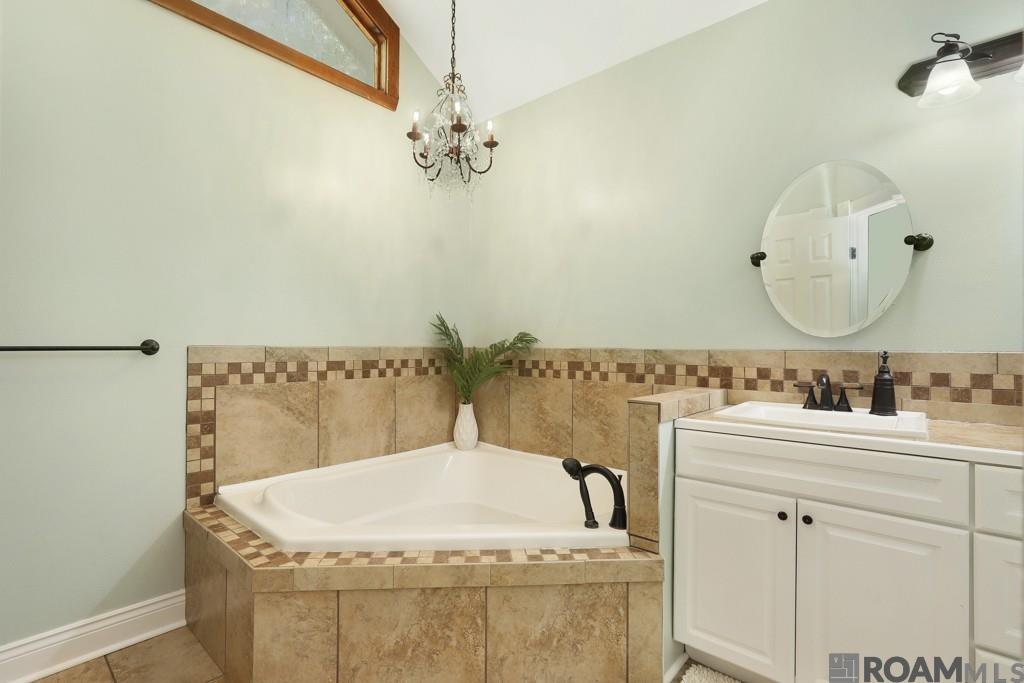 7575 Hickory Ridge Dr