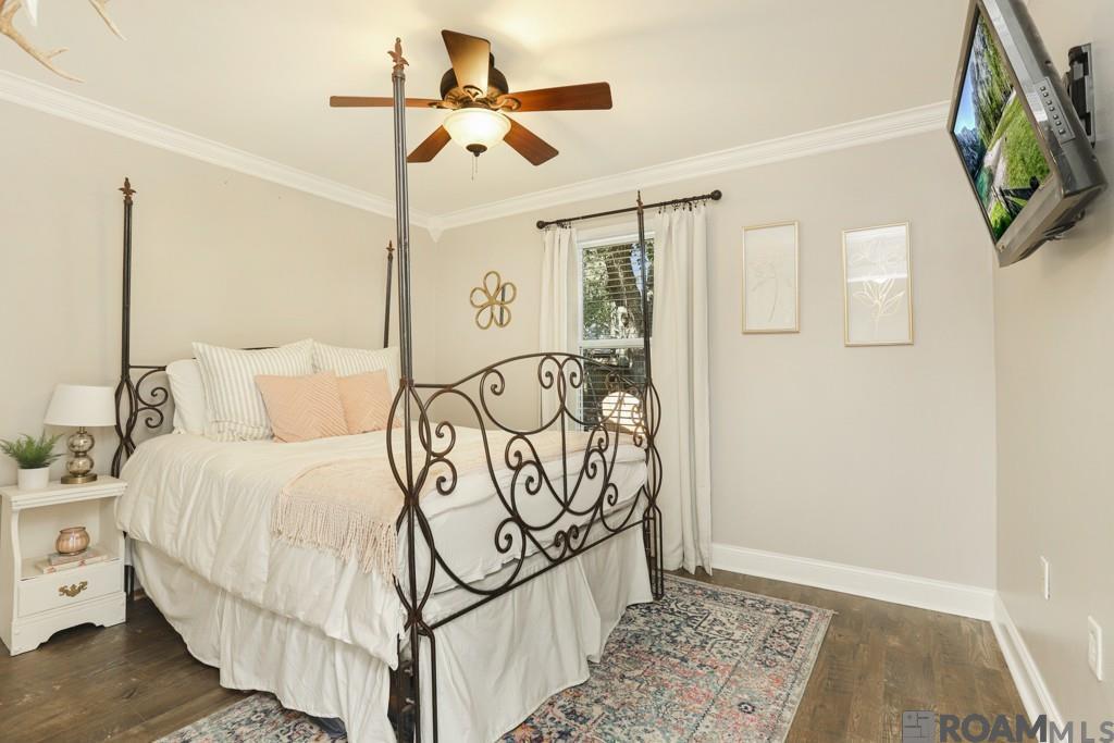 7575 Hickory Ridge Dr