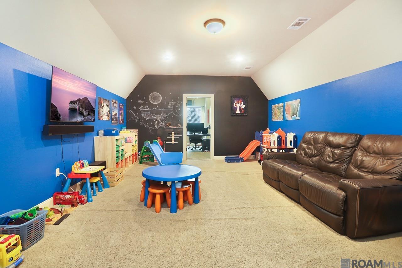 13275 Brookcrest Dr