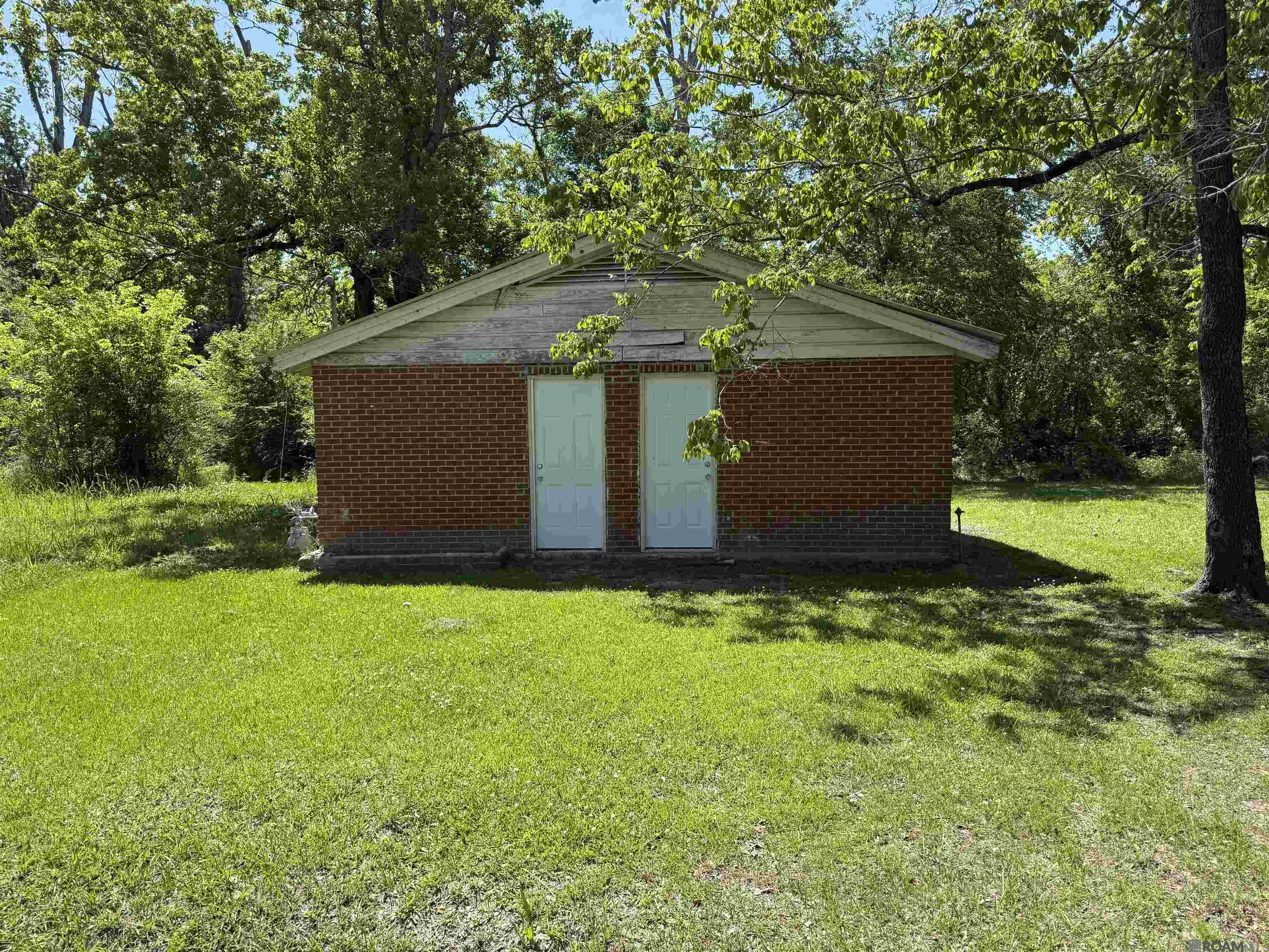 414 Woodland St