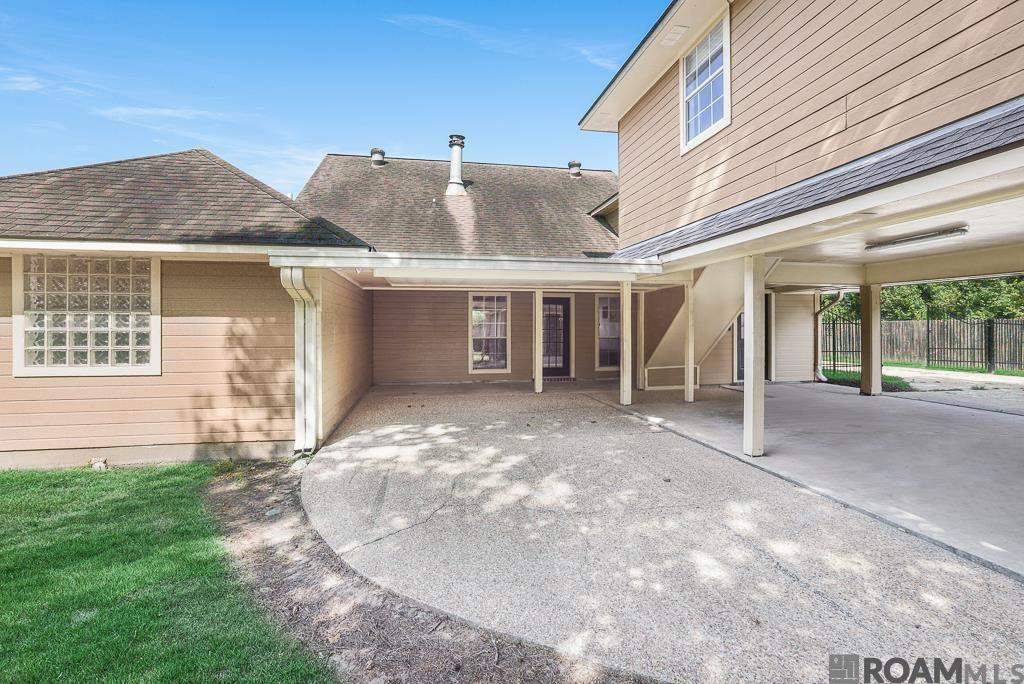 34750 Blades Dr