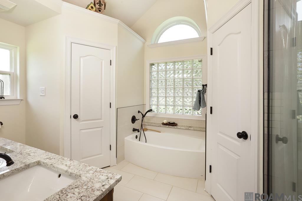 24645 Rolling Meadow