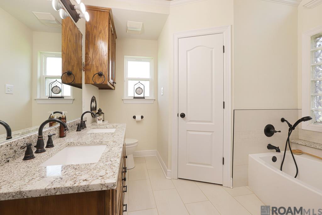 24645 Rolling Meadow