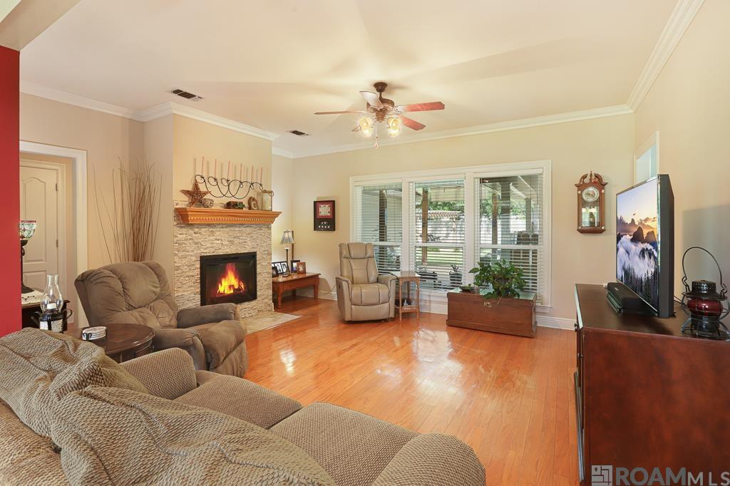 24645 Rolling Meadow