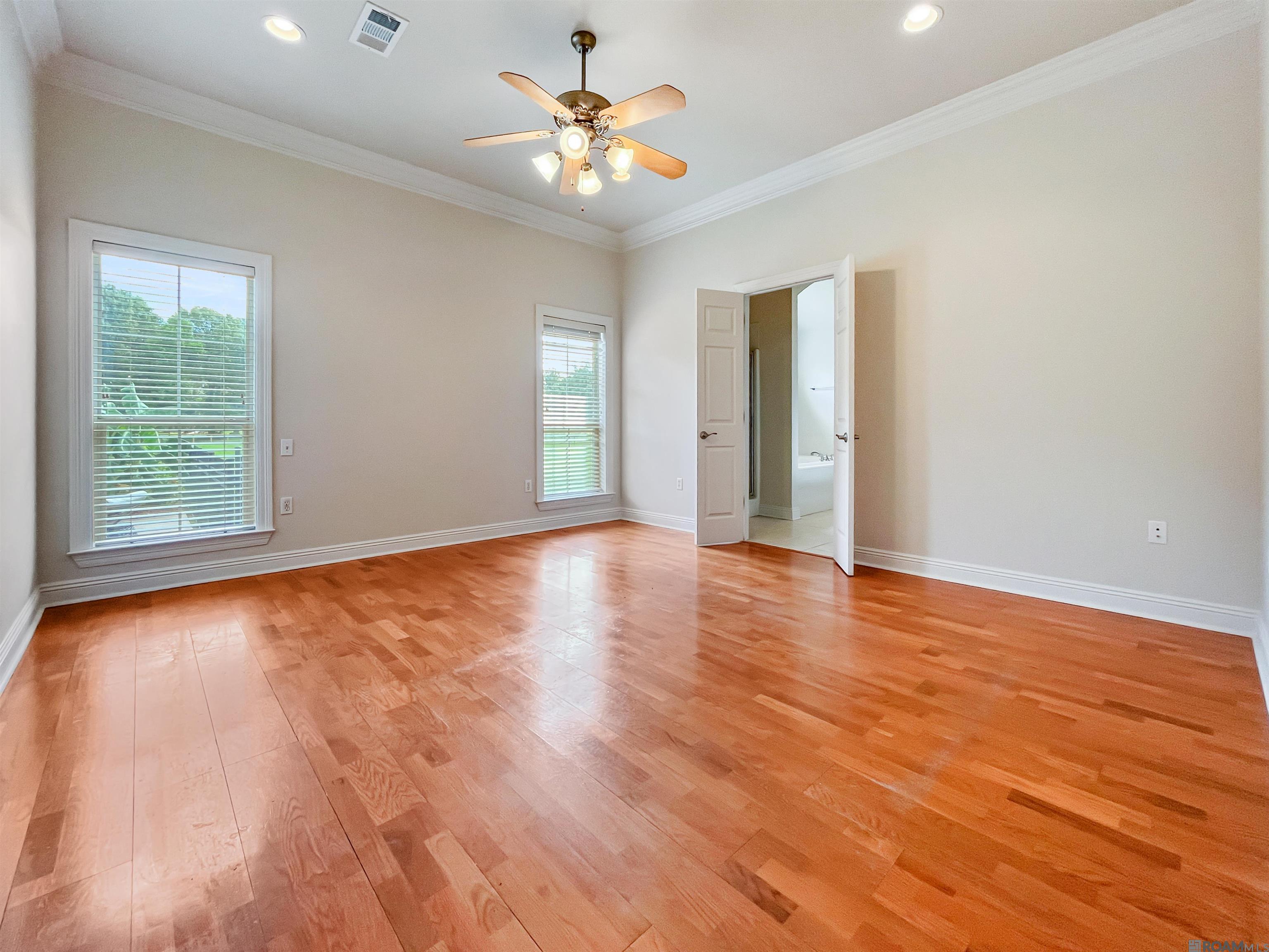 8180 Beechwood