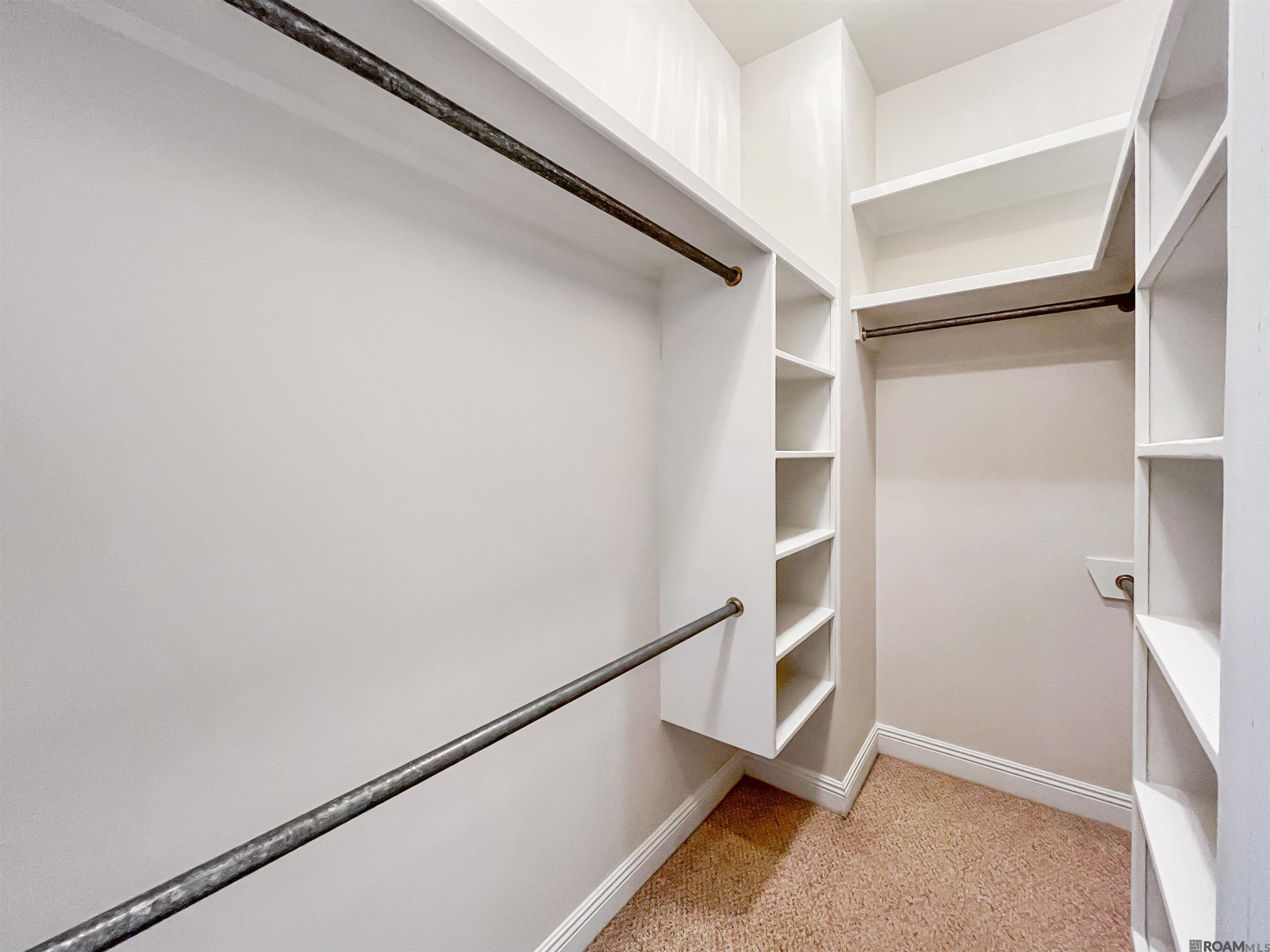 8180 Beechwood
