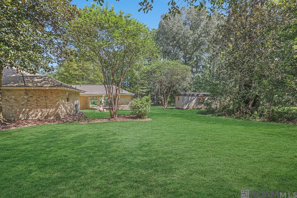 29398 Magnolia Dr