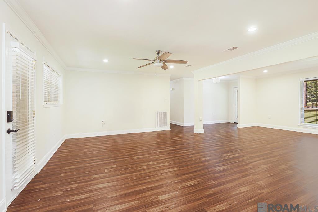 29398 Magnolia Dr