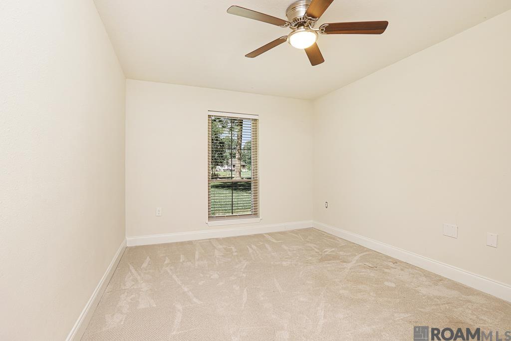29398 Magnolia Dr