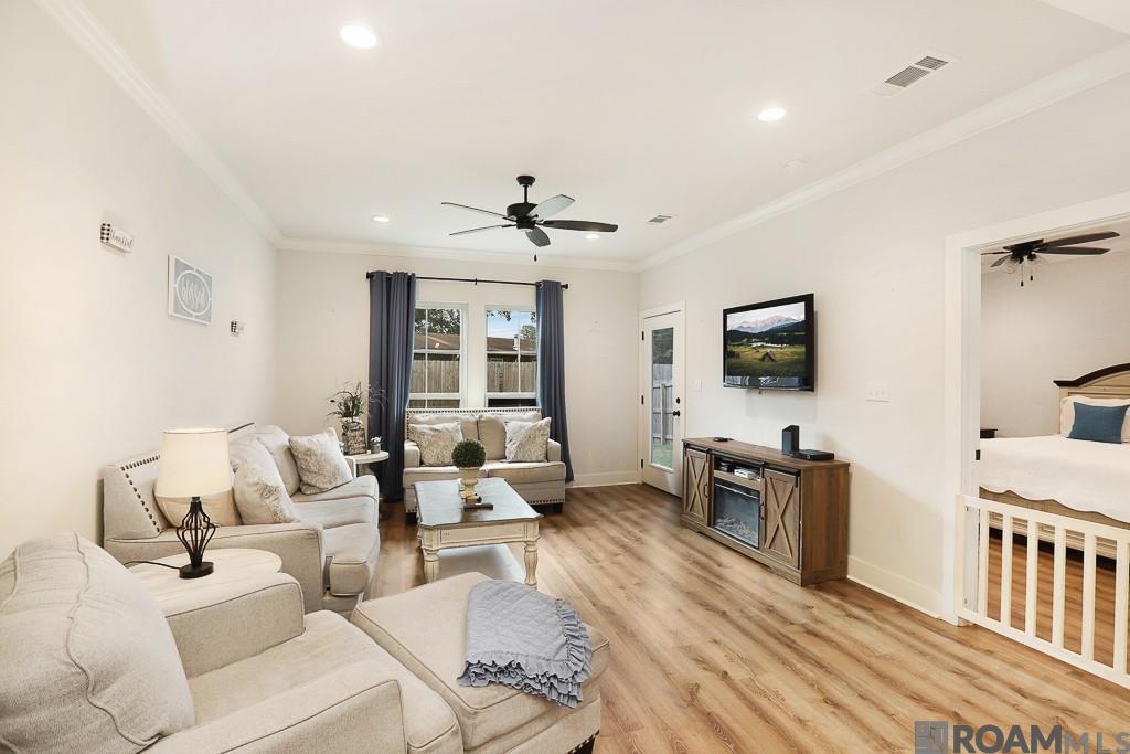 8065 Lockhart Rd # 4D Unit: #4D