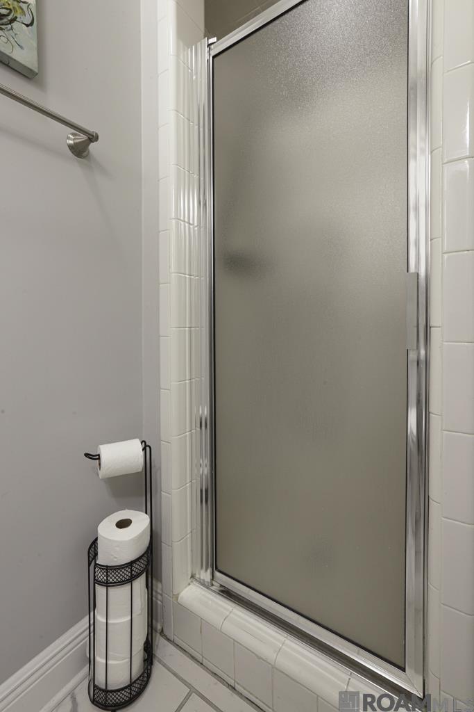 11907 Lake Sherwood Ave