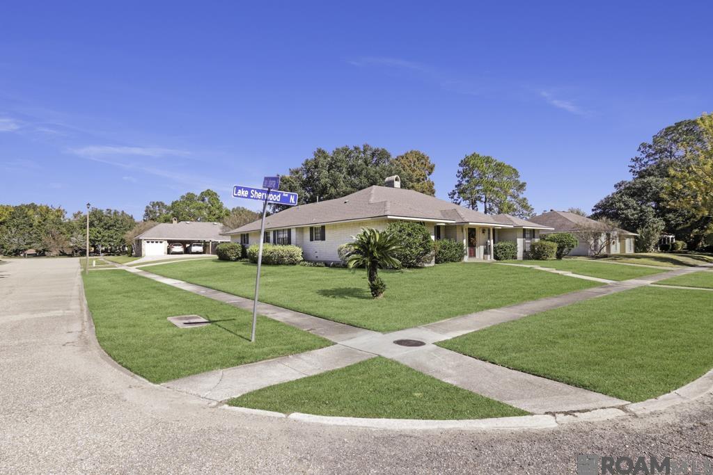 11907 Lake Sherwood Ave