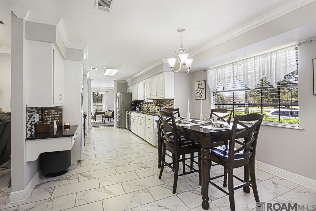 11907 Lake Sherwood Ave