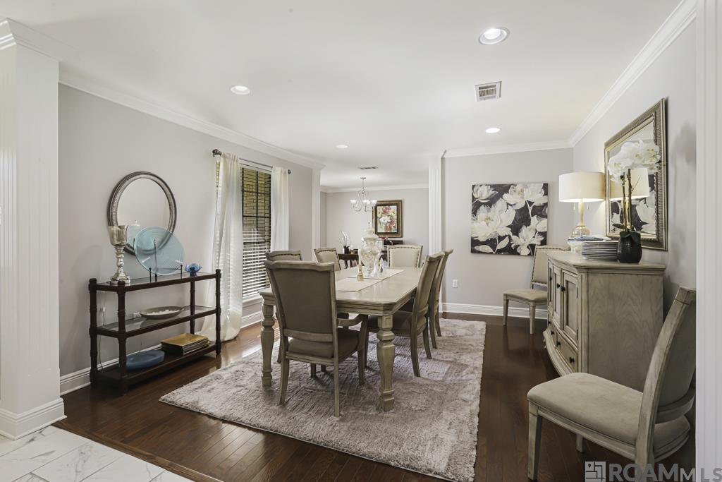 11907 Lake Sherwood Ave