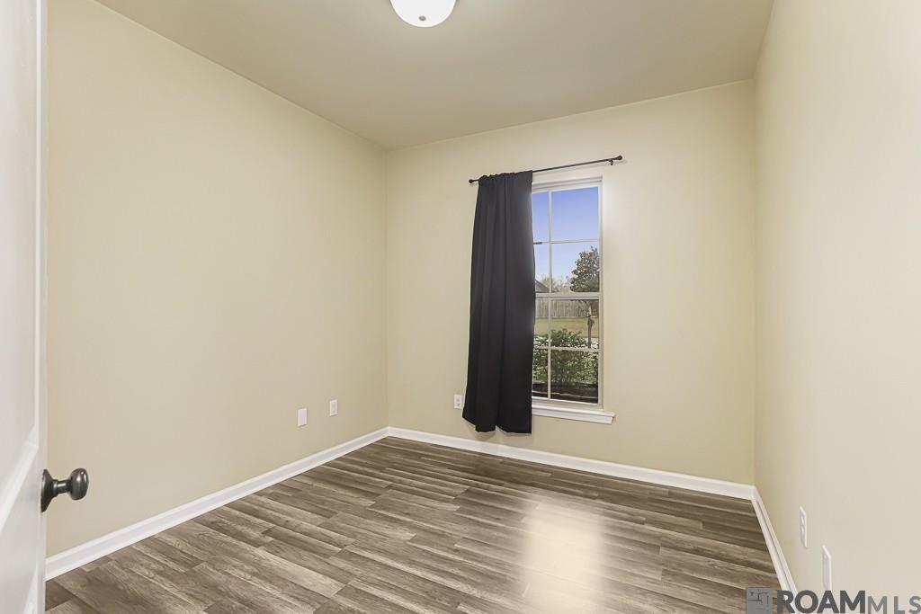 9150 Millikens Bend