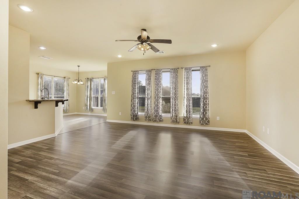 9150 Millikens Bend