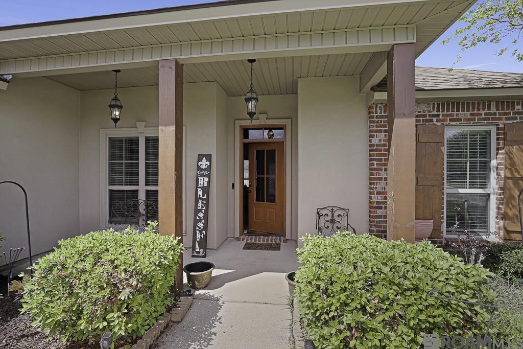 28319 Lake Sabine Dr