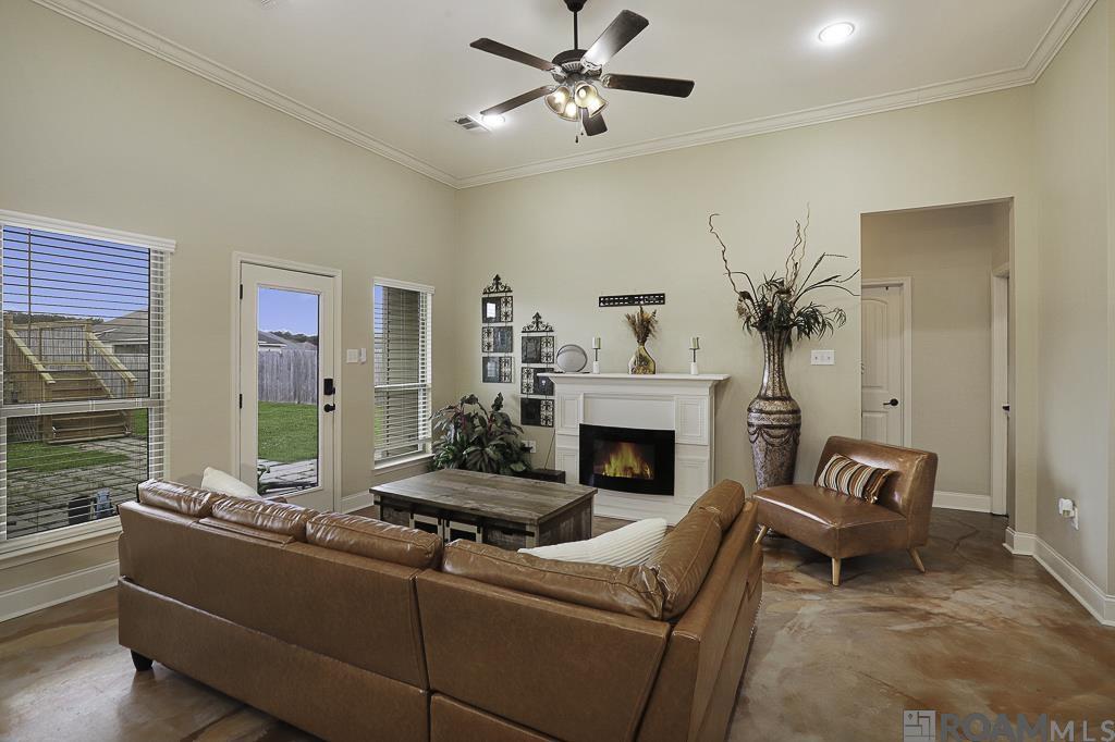 28319 Lake Sabine Dr