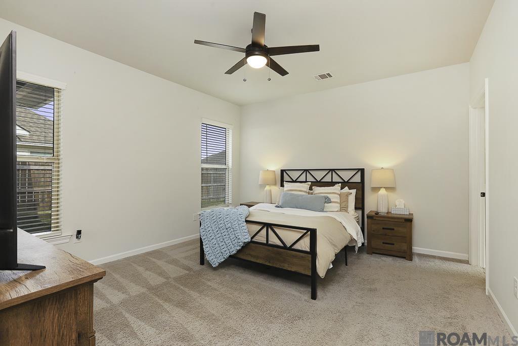 9715 Magical Ln