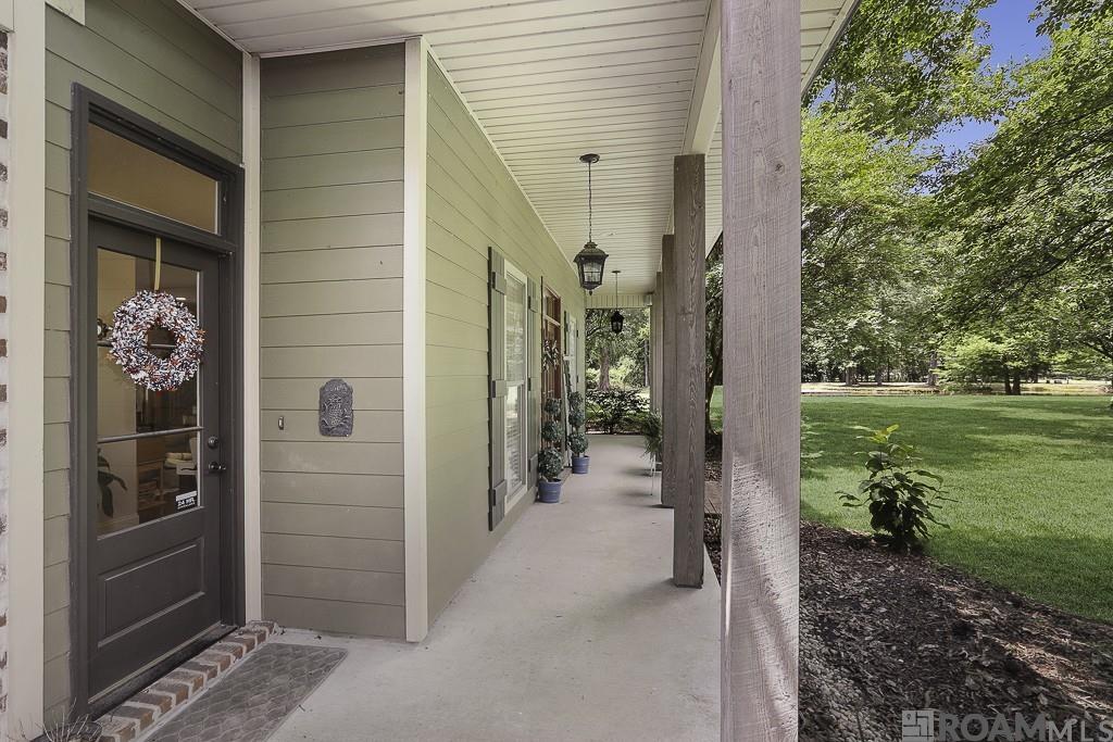 8567 Pin Oak Dr