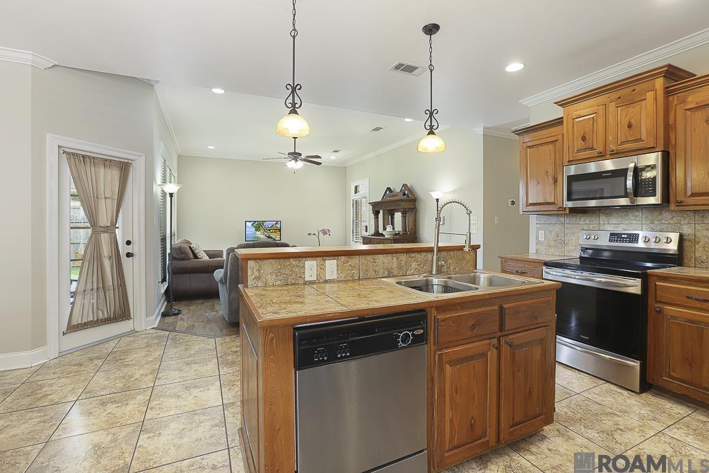 15055 Garden Creek Dr