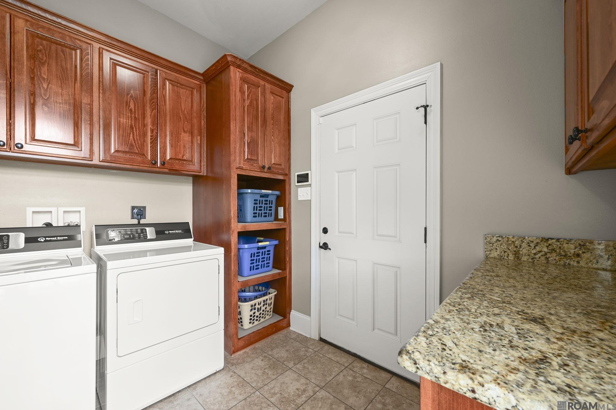 24149 Ferry Landing Dr