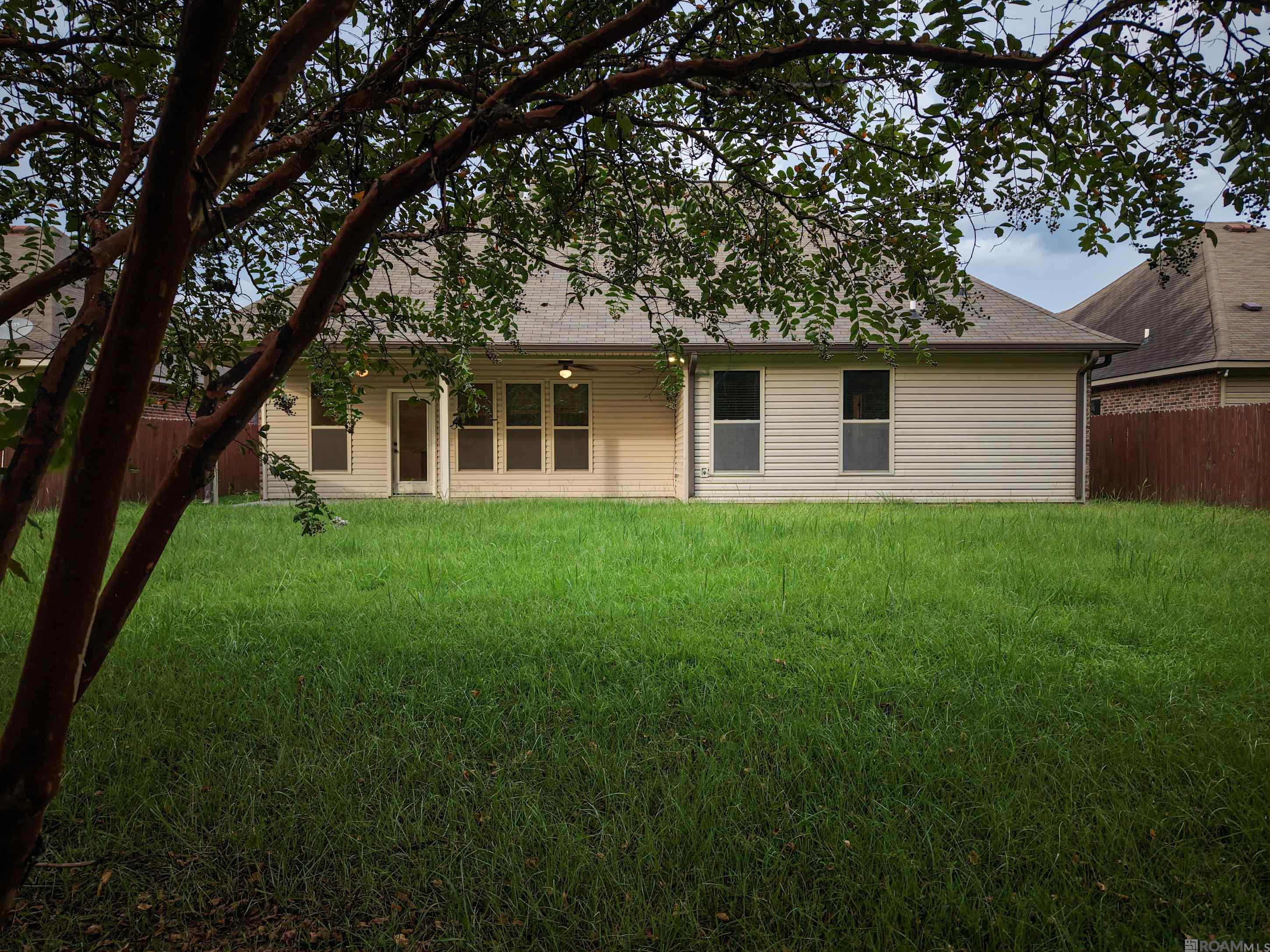 23296 Mango Dr