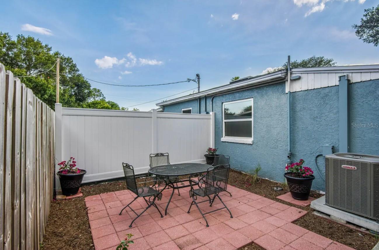 3411 W ROGERS AVE