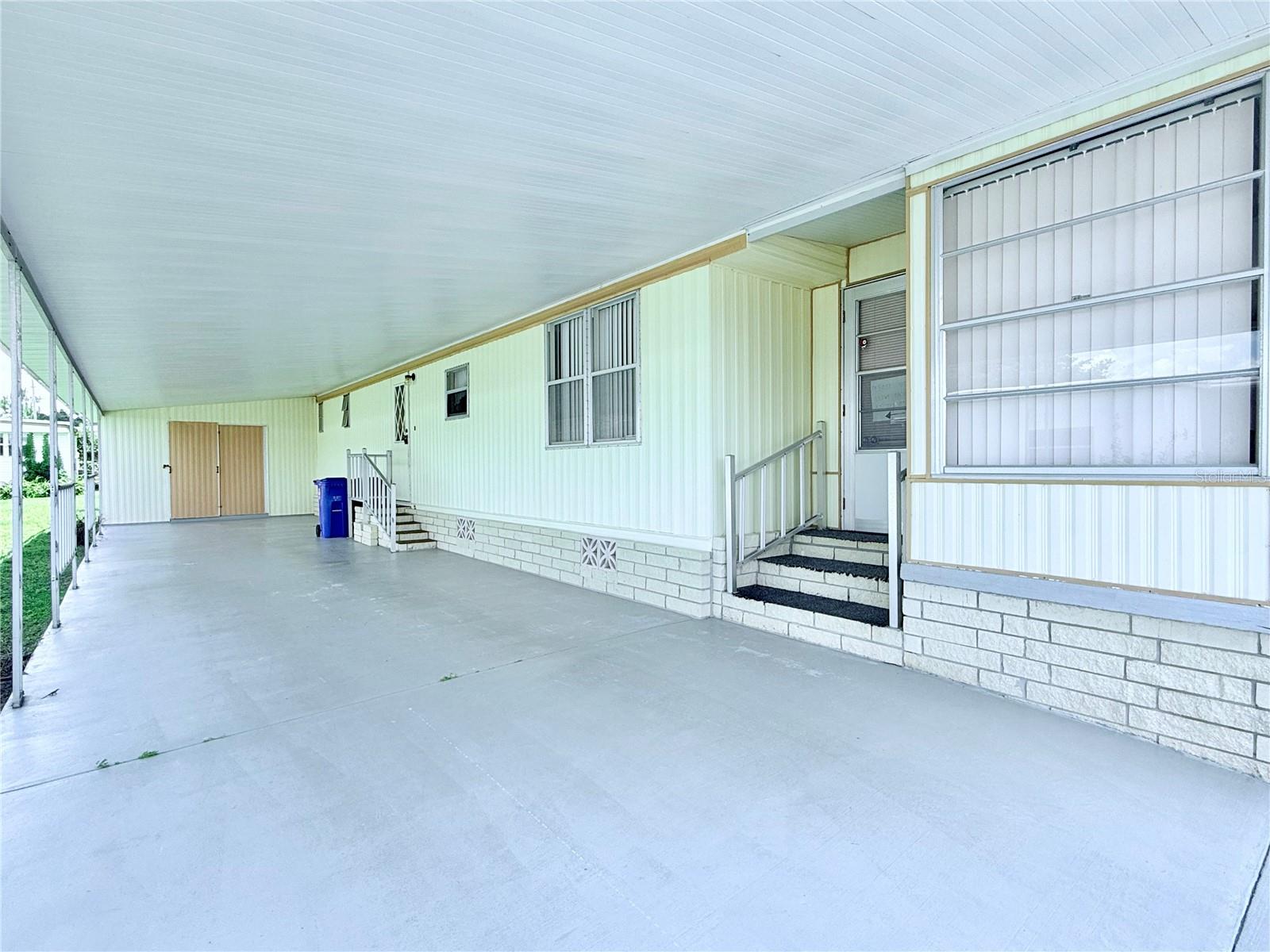 622 ELIZABETH LN