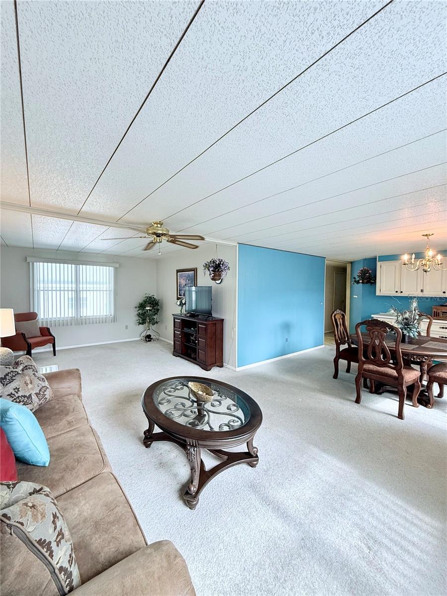 622 ELIZABETH LN