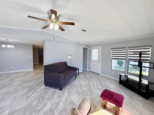 1011 ELIZABETH LN