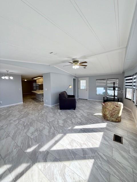 1011 ELIZABETH LN
