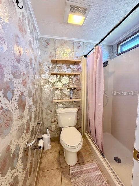 1011 ELIZABETH LN