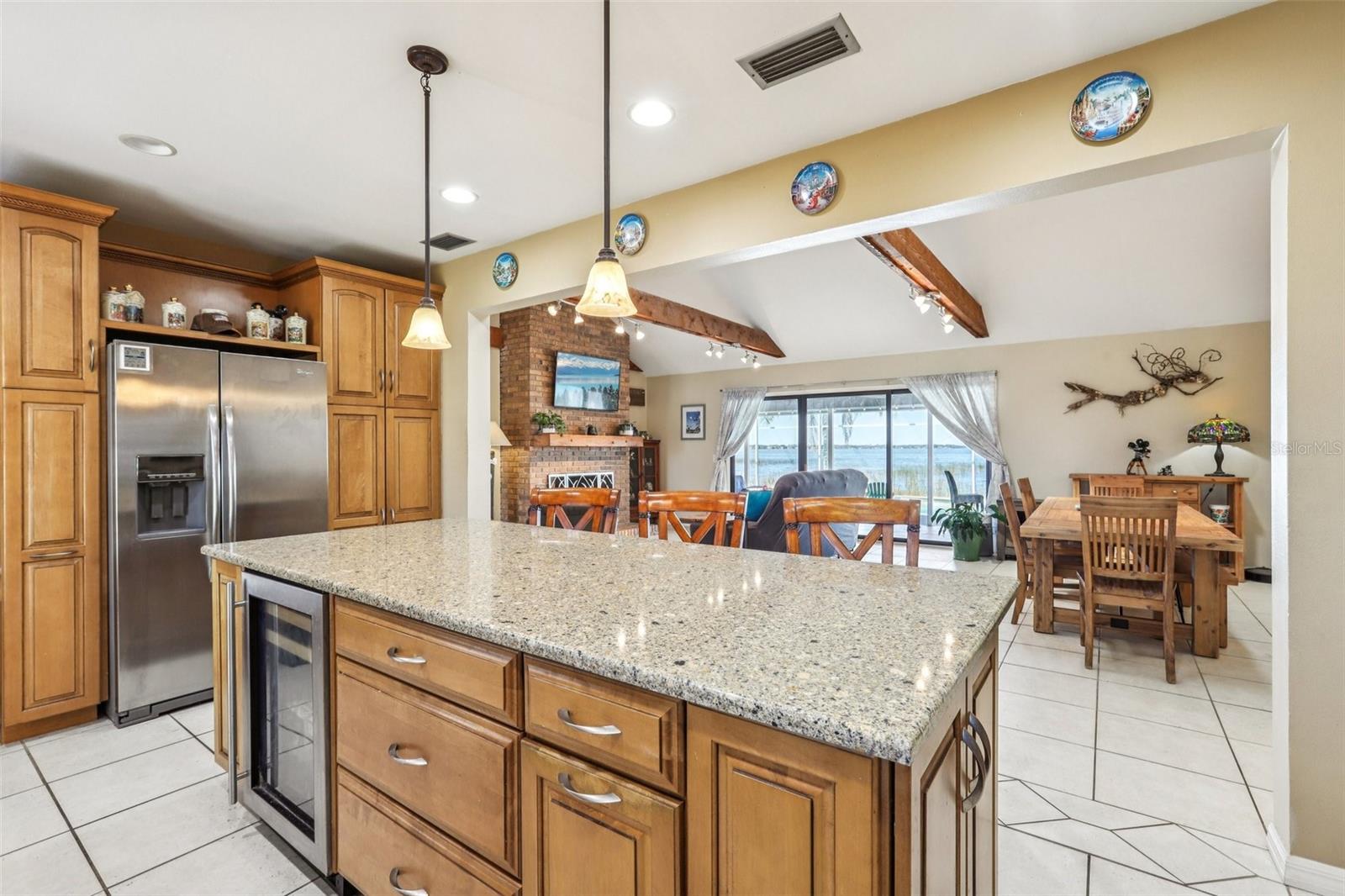 3050 CRUMP RD