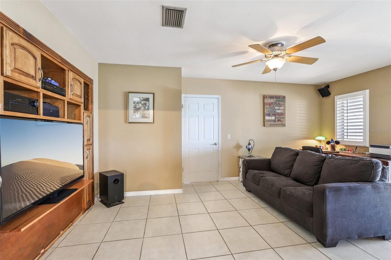 3050 CRUMP RD