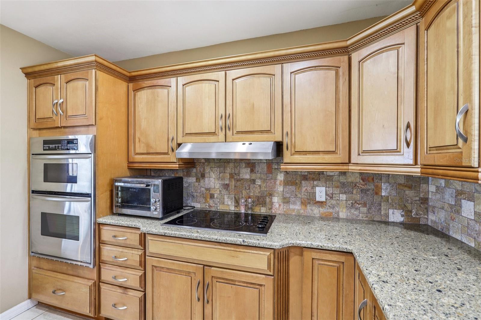 3050 CRUMP RD