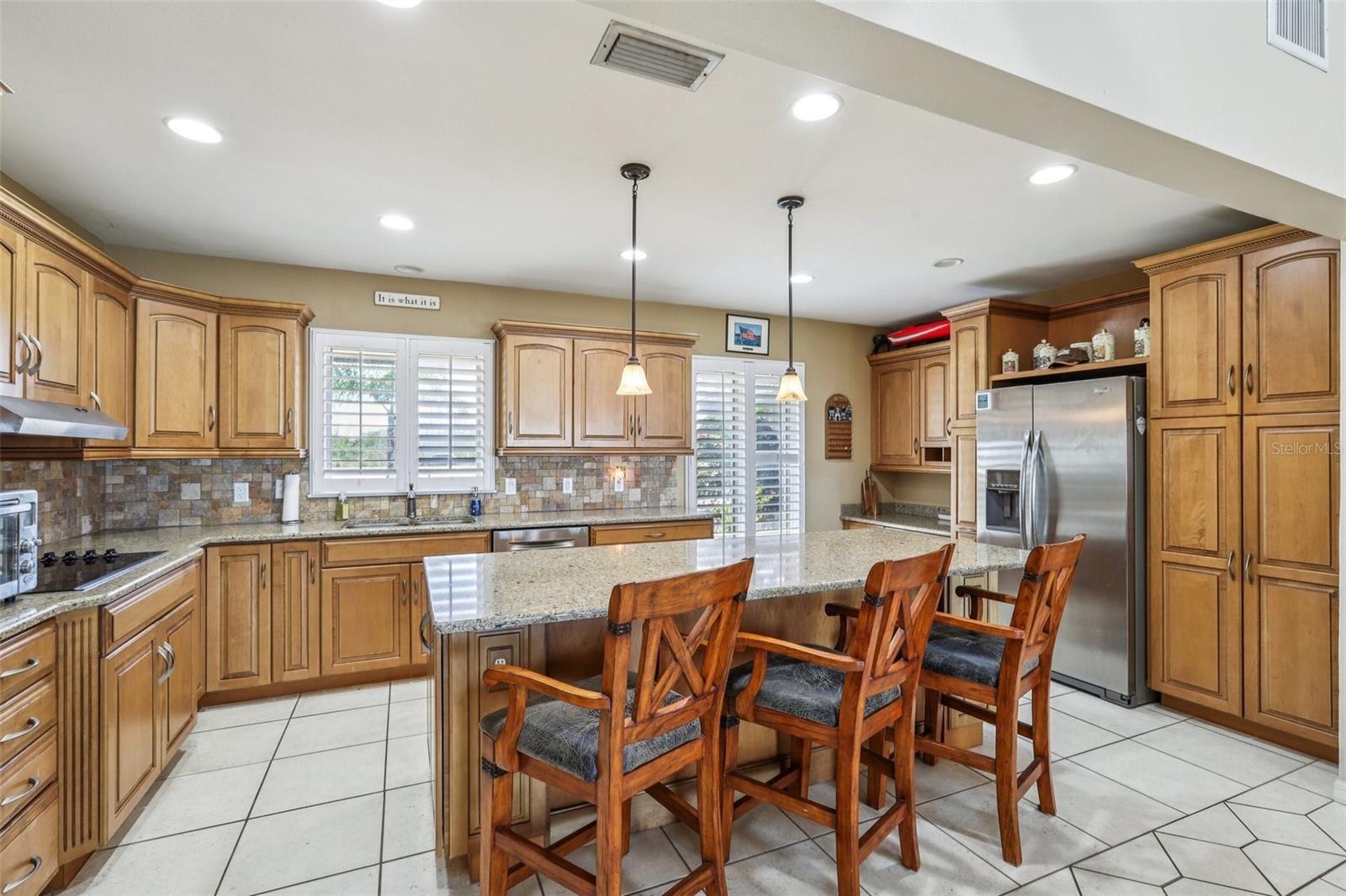 3050 CRUMP RD