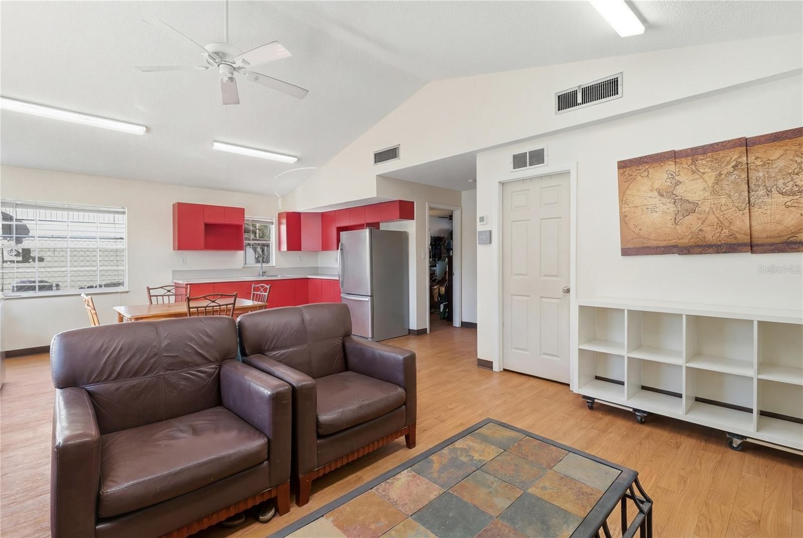 11004 MARTHA AVE
