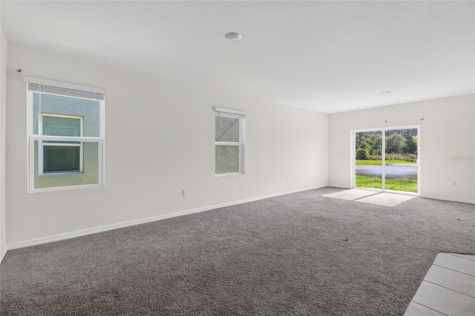 3365 COSTELLO CIR