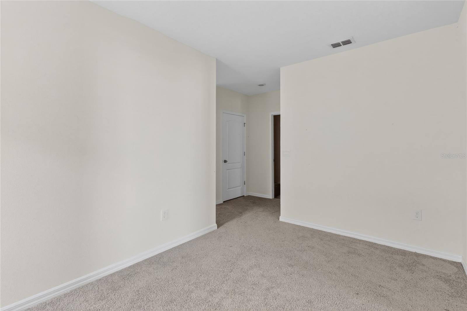3365 COSTELLO CIR