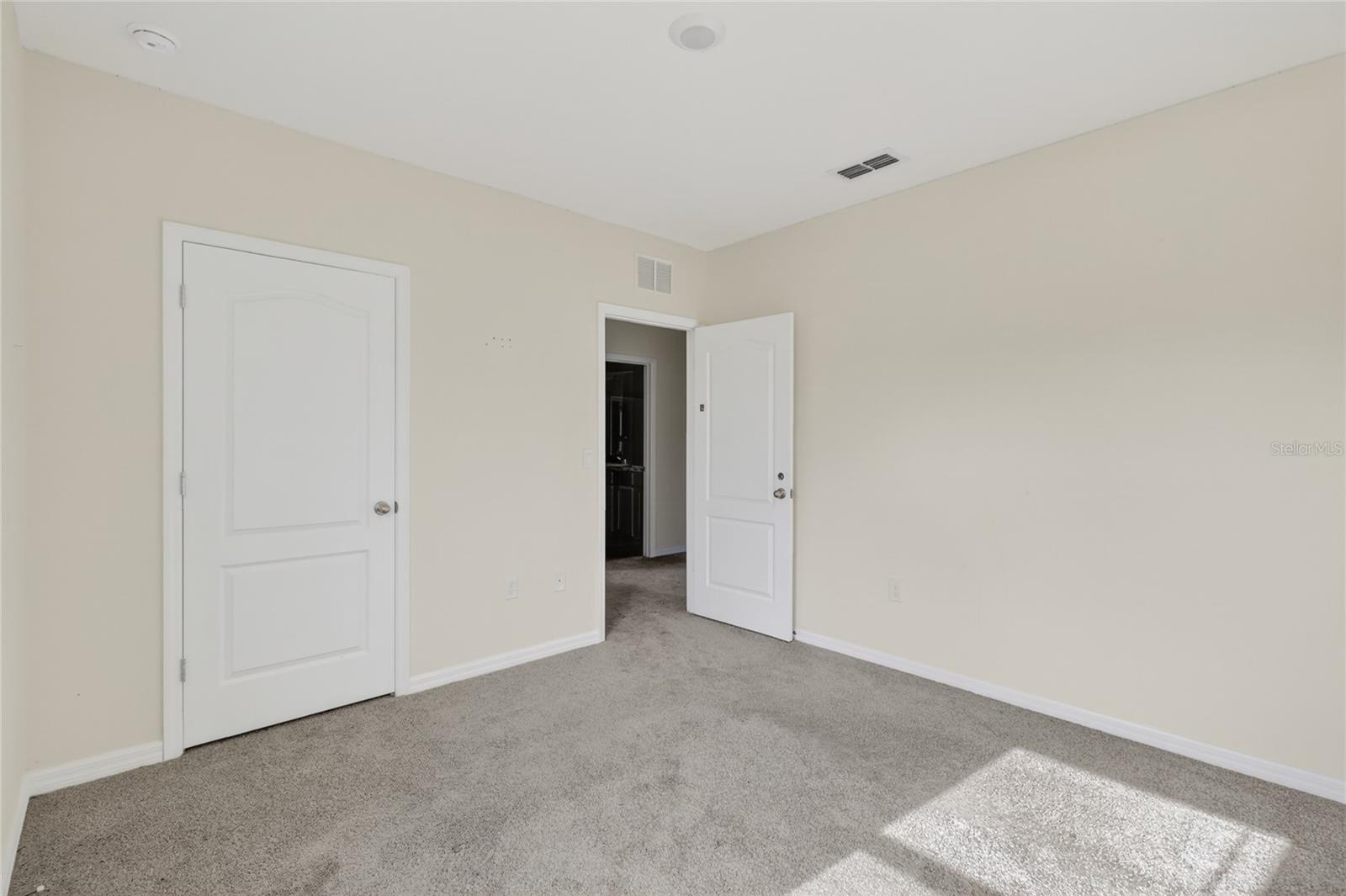 3365 COSTELLO CIR