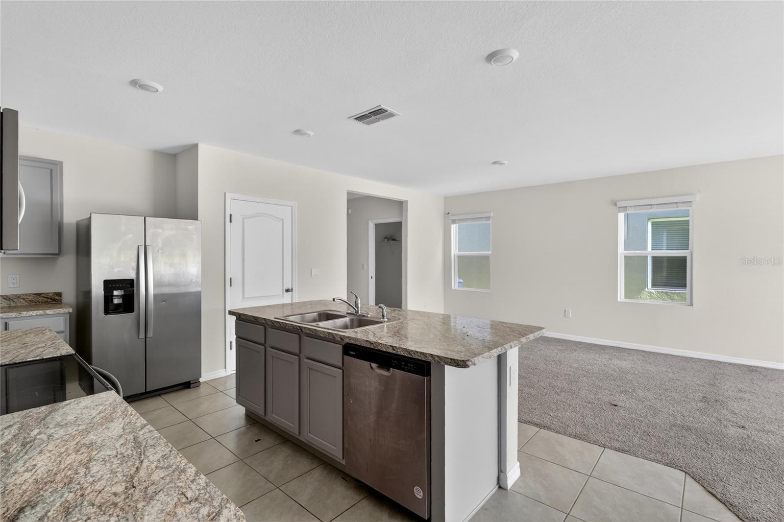 3365 COSTELLO CIR